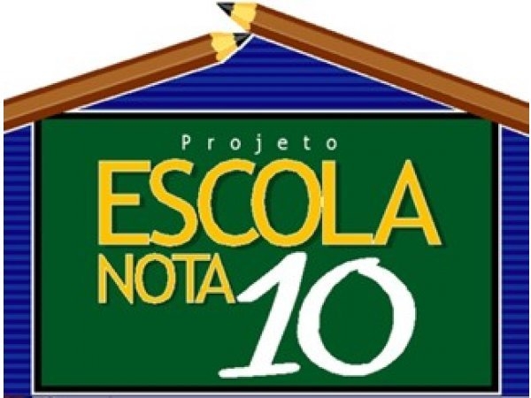 Governo do Ceará entrega Prêmio Escola Nota Dez