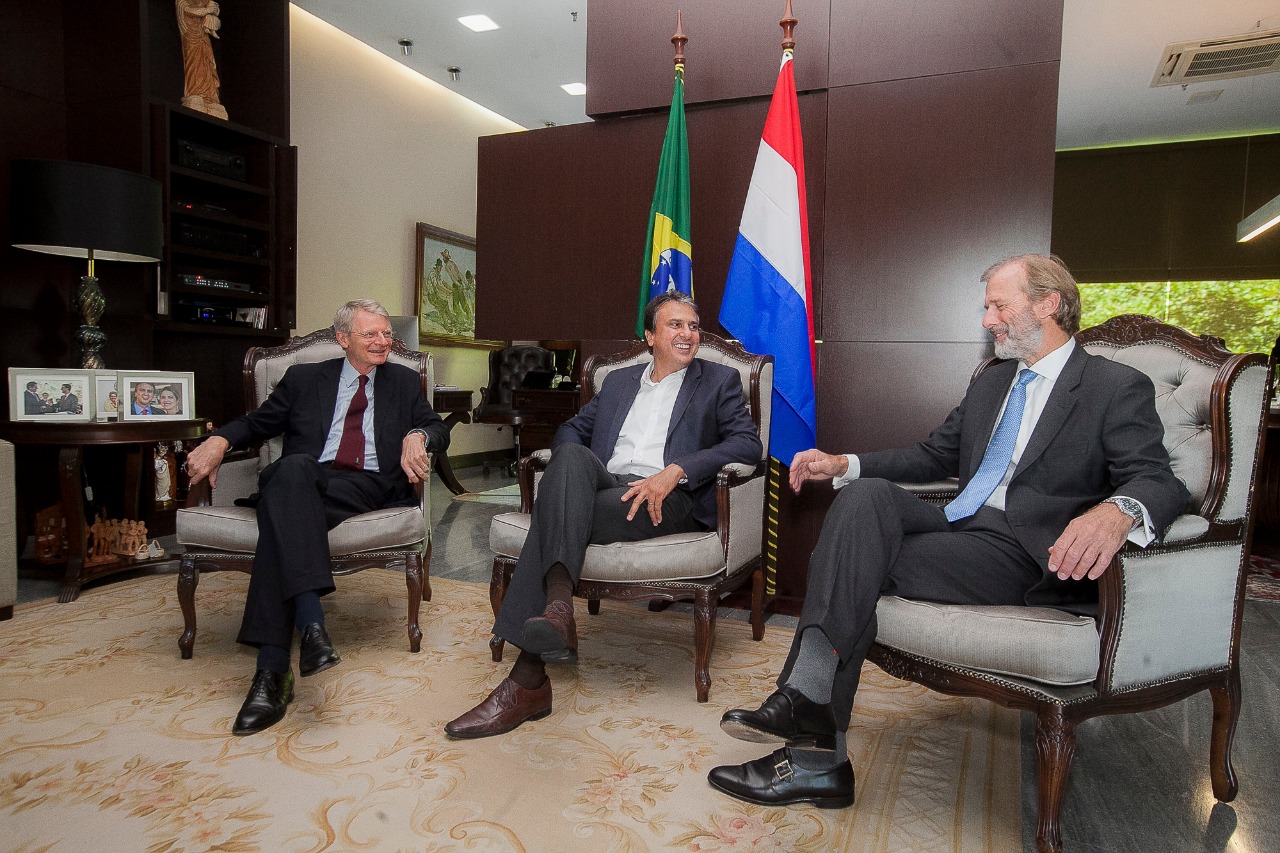 Camilo Santana e Autoridades de Roterdã assinam acordo de investimento