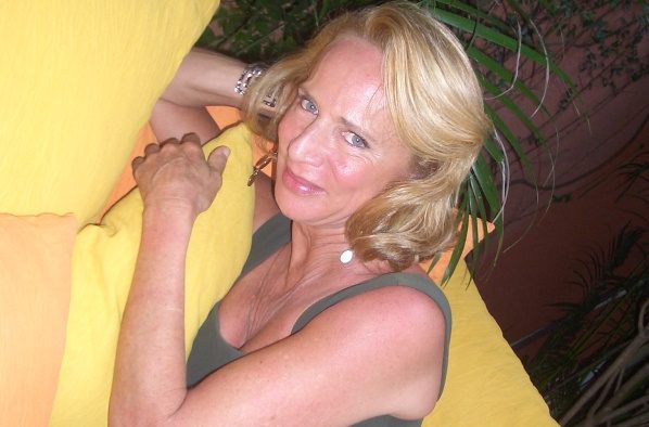 Arezzo lança coleção por Lenny Niemeyer, nessa terça-feira (06)