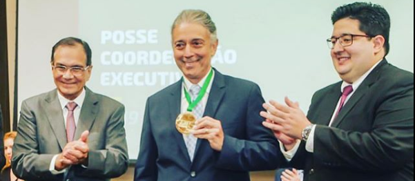 Afrânio Barreira é homenageado na posse da Coordenação 2019 da AJE