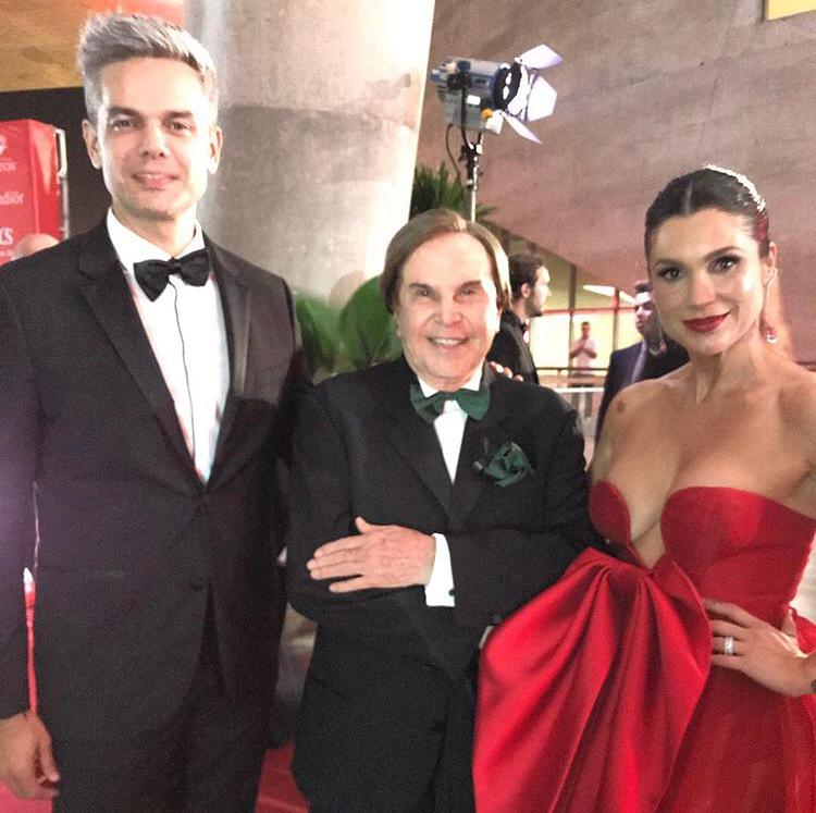 Hoje é o dia do Otaviano Costa