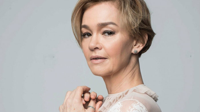 Julia Lemmertz estreia a comédia “Simples Assim” no Theatro Via Sul