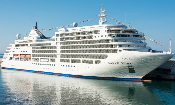 Silver Spirit: Dubai a Mumbai por Pier 1 Cruise Experts