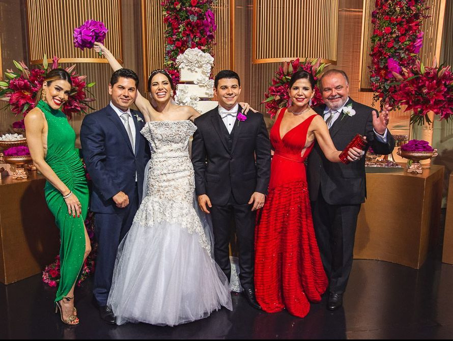 Nicole Vasconcelos e Pedro Paulo Carapeba se casam em grande estilo
