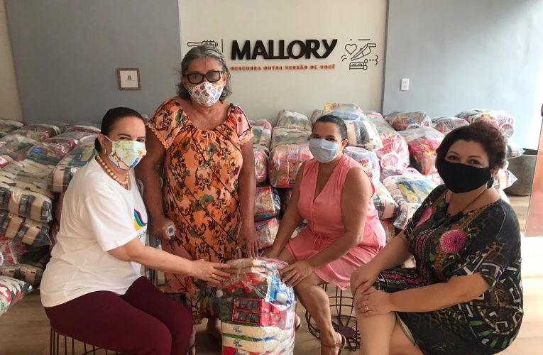 Grupo Mulheres do Brasil – Núcleo Fortaleza entrega cestas básicas para associações de artesãos  