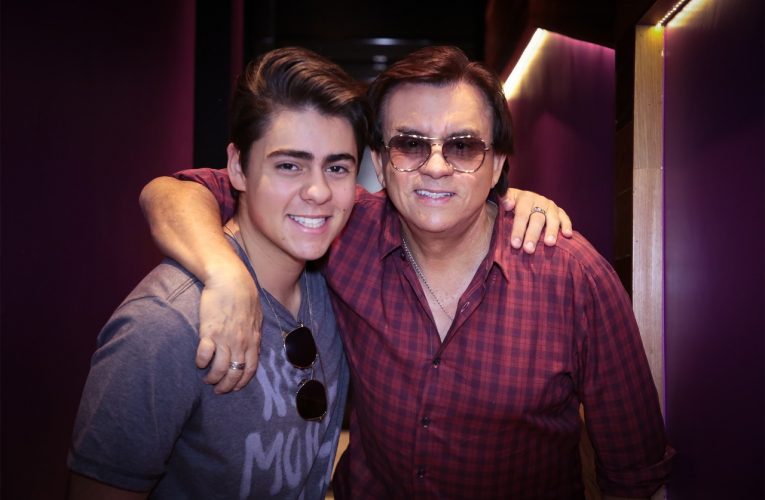 Chitãozinho  prepara seu filho Enrico para estrear no mercado sertanejo