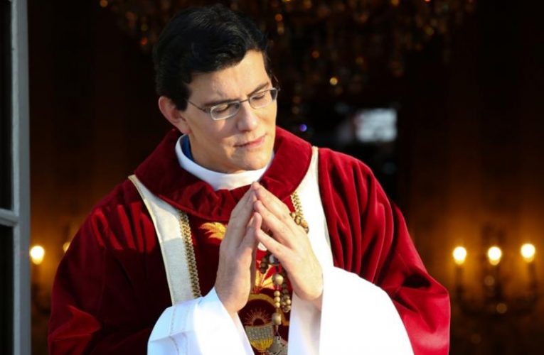 “Nasce uma esperança”  Especial de Natal com Padre Reginaldo Manzotti