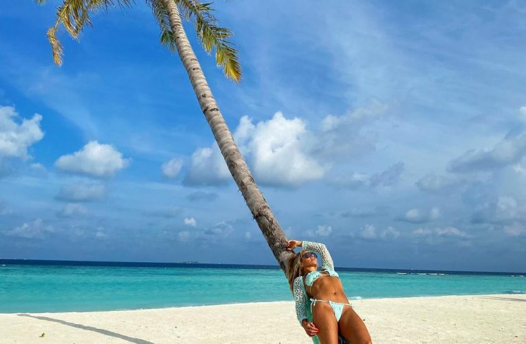 RAINHA DAS MALDIVAS – Adriane Galisteu