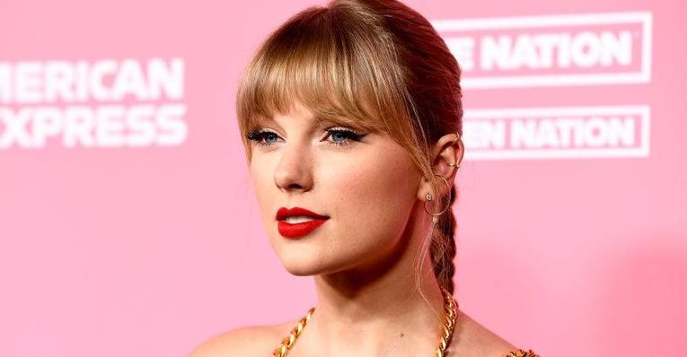Taylor Swift anuncia lançamento de novo álbum