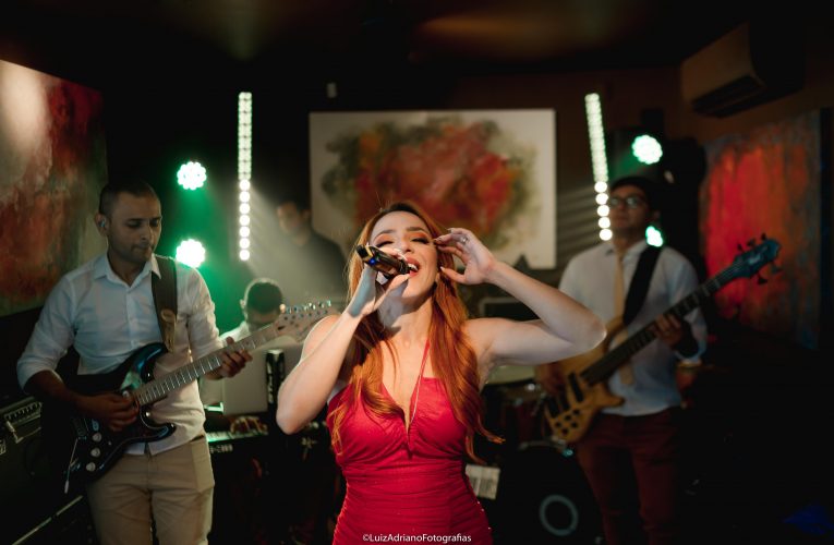 Vitória Fernandez destaca o papel da mulher no mercado do business musical