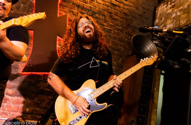 Vila Azul do Mar recebe show de Caike Falcão neste sábado (27)