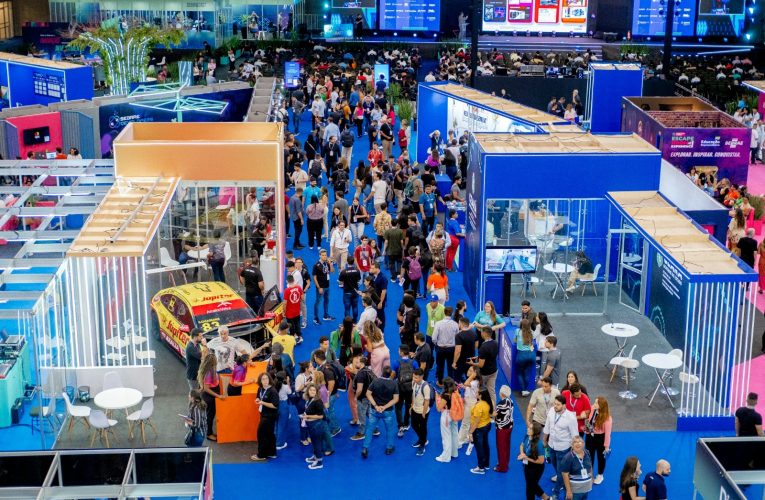 Giuliana Morrone, Nega Lora e Nath Finanças compartilham experiências na Feira do Empreendedor 2025