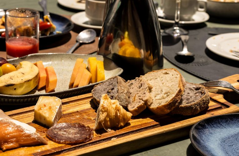 Café da Manhã Grand Marquise: Um Banquete de Sabores que Encanta!