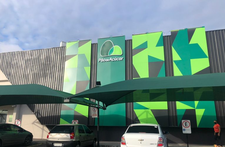 Funcionamento das lojas Pão de Açúcar e Extra Mercado de Fortaleza no Ano Novo