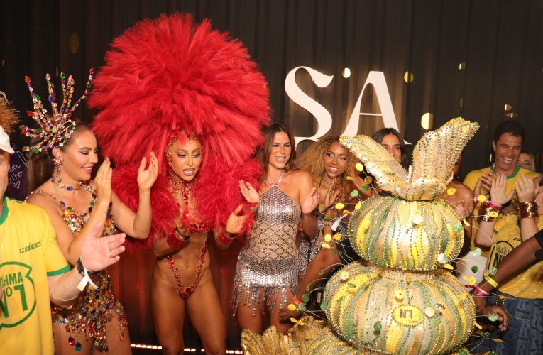 Camarote Nº1 celebra 35 anos com famoso bolo assinado por Denilson Lima e “parabéns” na Sapucaí