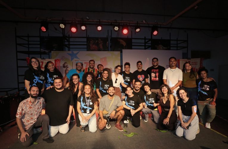 Projeto Faz a Cena abre inscrições para curso sobre acessibilidade e inovação nas artes