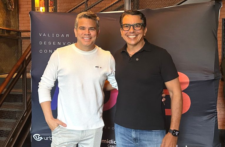 CMTE Alex “Bacana” Frota apresenta projeto “Frotas pelo Mundo” em Almoço de Negócios da ADVB Ceará