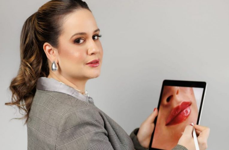 Emagrecimento acelerado com “canetas” acende alerta para flacidez facial e aumenta procura por protocolos de sustentação